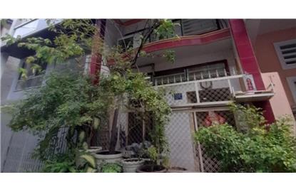 Mua nhà phố hẻm 4-6m quận 10 gần chợ Hồ Thị Kỷ - Đông đúc dân cư