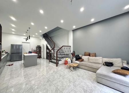 Bán căn villa cao cấp tại Huỳnh Văn Bánh, Quận Phú Nhuận