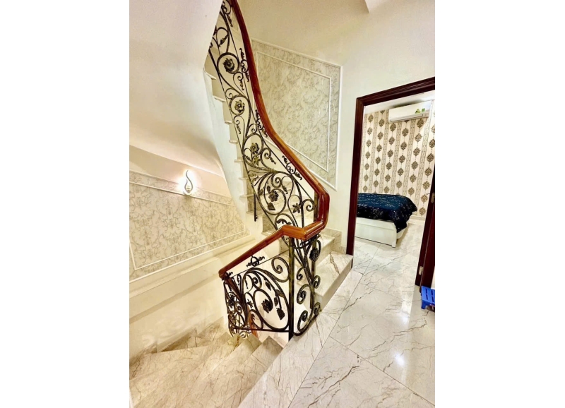 B&aacute;n Nh&agrave; 5 tầng Nguyễn Tri Phương, Quận 10 &ndash; Hẻm &ocirc; t&ocirc;