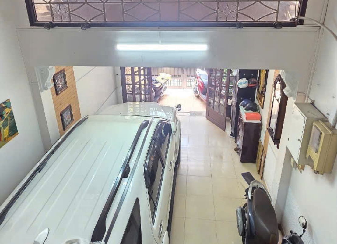 B&aacute;n nh&agrave; 449/x Sư Vạn Hạnh, P12 Quận 10 &ndash; Hẻm xe hơi, khu VIP, 5 tầng BTCT